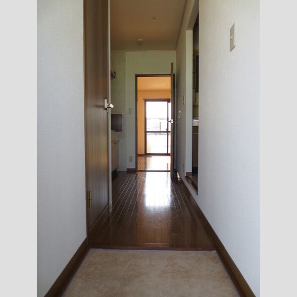 その他 (C201　玄関内側)