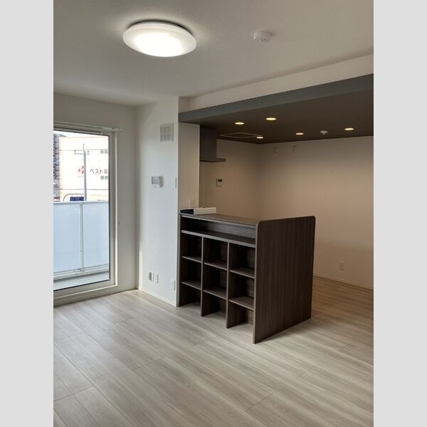 居室・リビング (303　LDK)