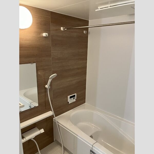 バス (303　換気乾燥機付バスルーム)