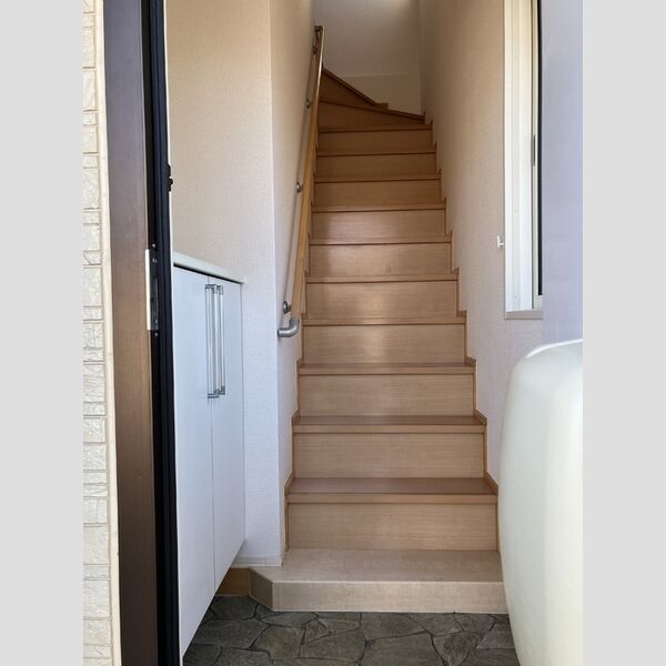 玄関 (206　シューズボックス　階段)