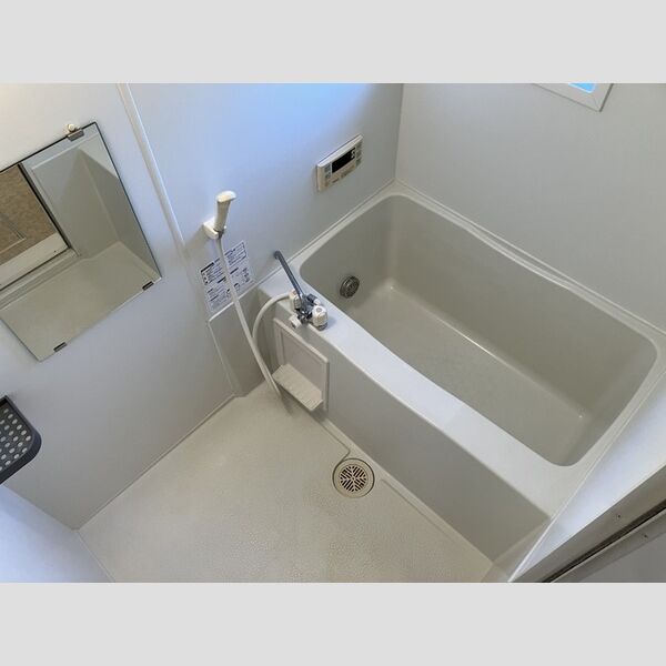 バス (206　バスルーム)