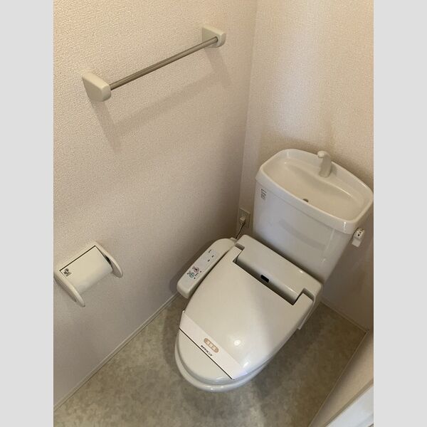 トイレ (206　温水洗浄暖房便座トイレ)