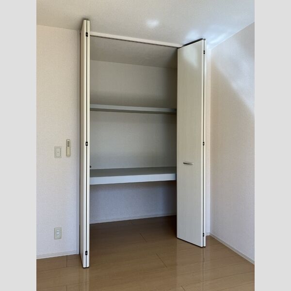 収納 (206　クローゼット)