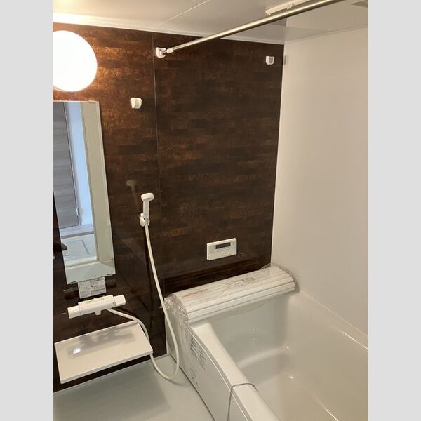 バス (303 換気乾燥機付バスルーム)