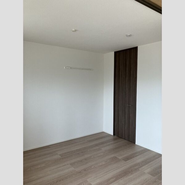 その他 (202　洋室)