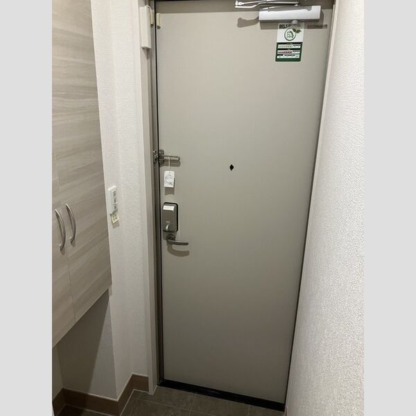 玄関 (202　玄関)
