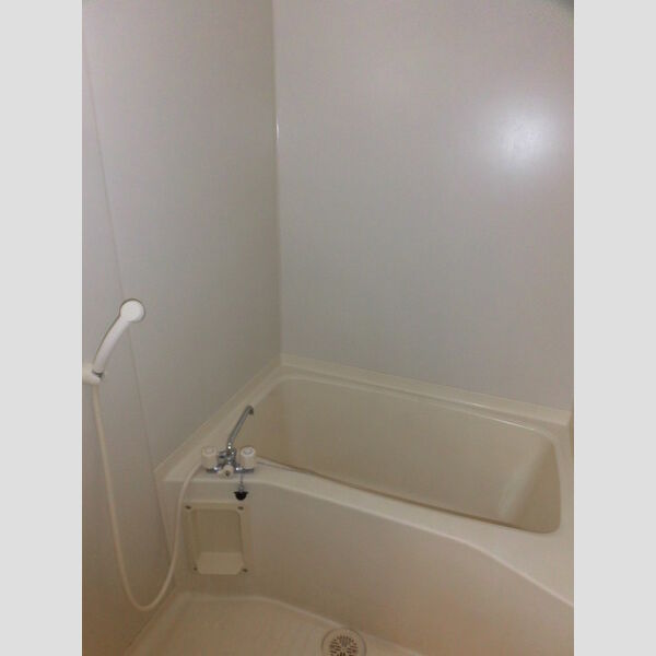 バス (405　浴室)