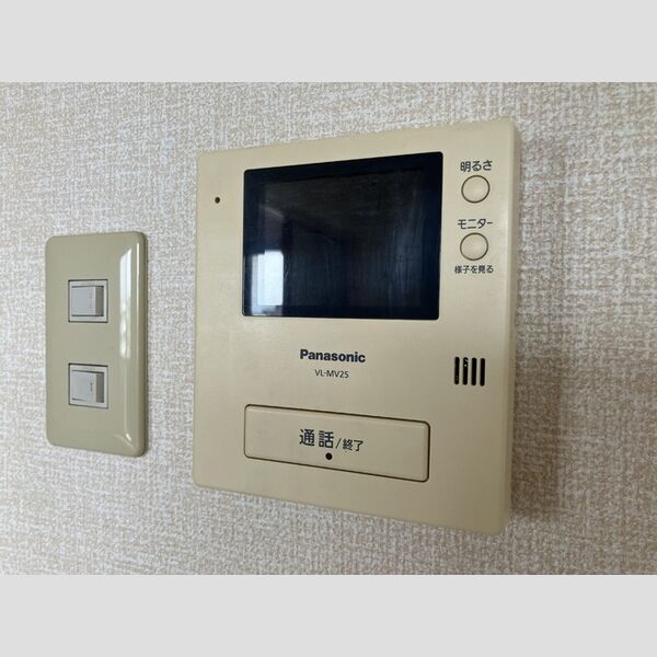 その他設備 (405 モニター付きインターホン)