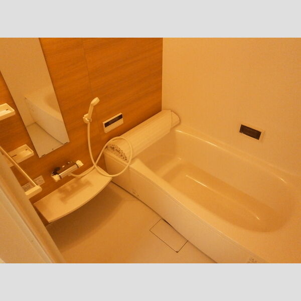 バス (106　換気乾燥機付浴室)