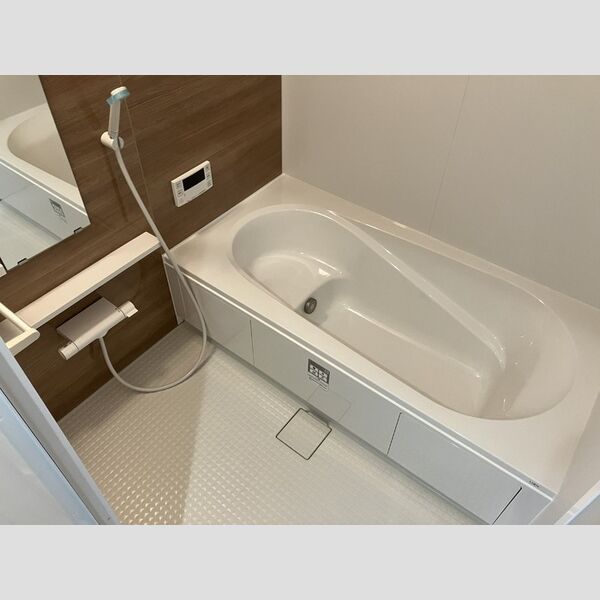 バス (101　換気乾燥機付きバスルーム)