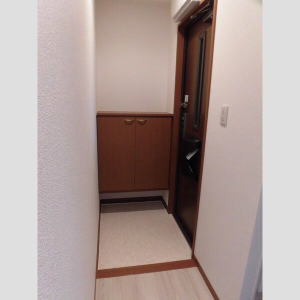 玄関 (203 玄関)