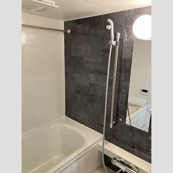 バス (301　乾燥機付バスルーム)