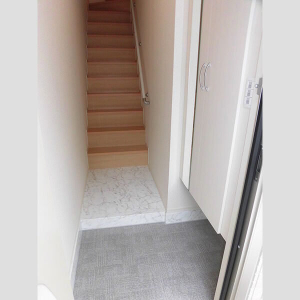 玄関 (205　玄関)