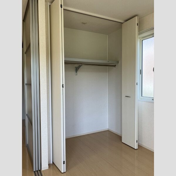 収納 (101 クローゼット)