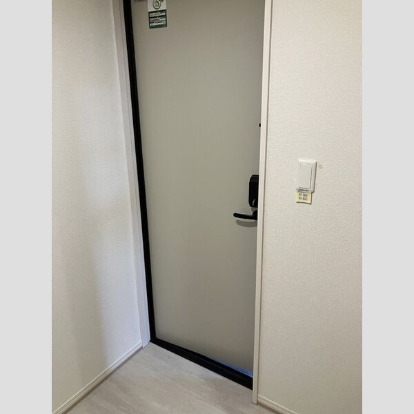 玄関 (301　玄関)