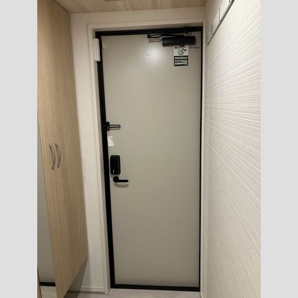 玄関 (305　玄関)