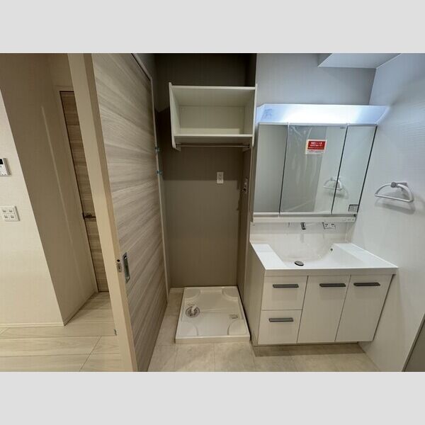 洗面所 (101　洗髪洗面化粧台　洗濯機置き場)