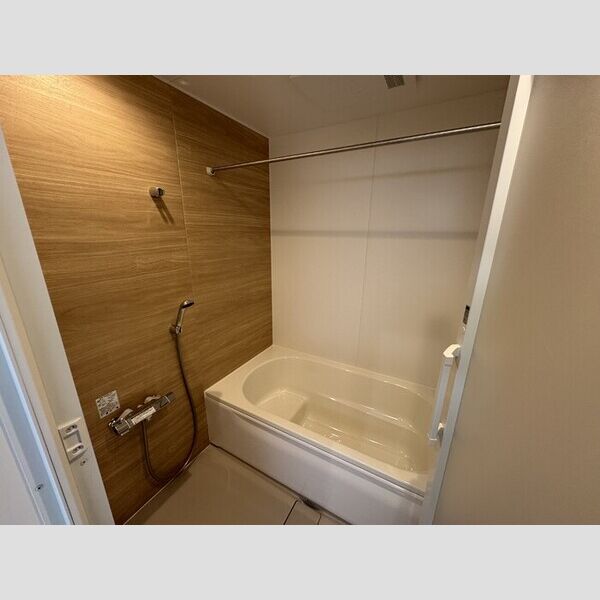 バス (103　換気乾燥機付きバスルーム)