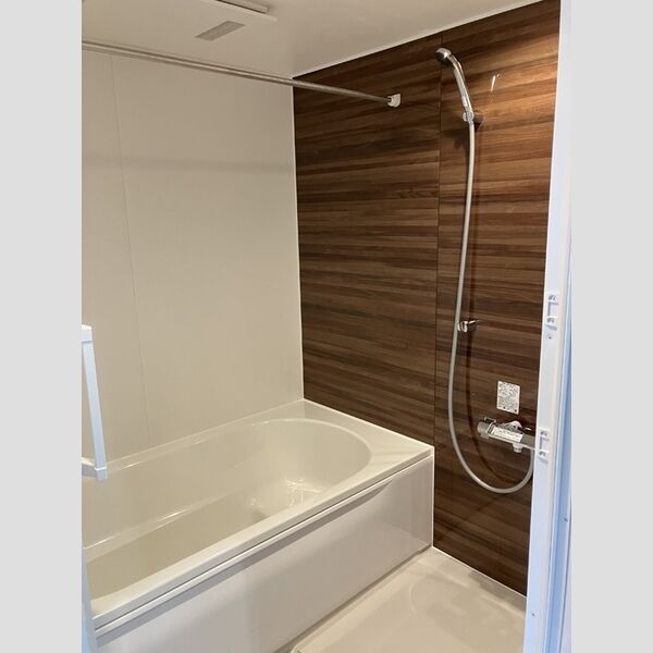 バス (205　換気乾燥機付バスルーム)