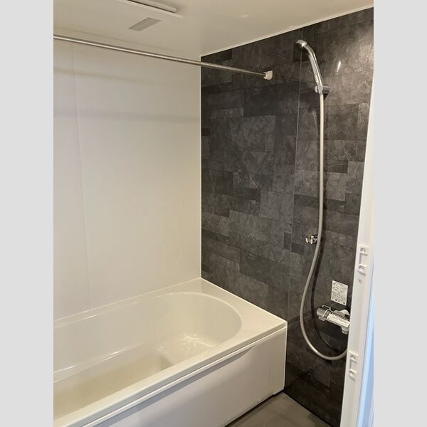 バス (302　換気乾燥機付バスルーム)