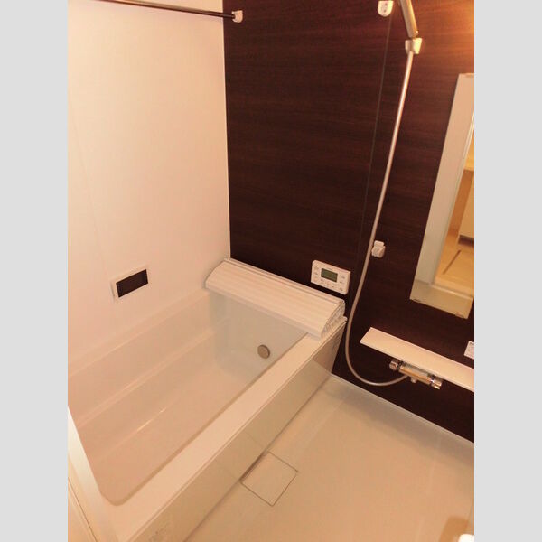 バス (Ⅱ-103 浴室TV・換気乾燥機付バスルーム)