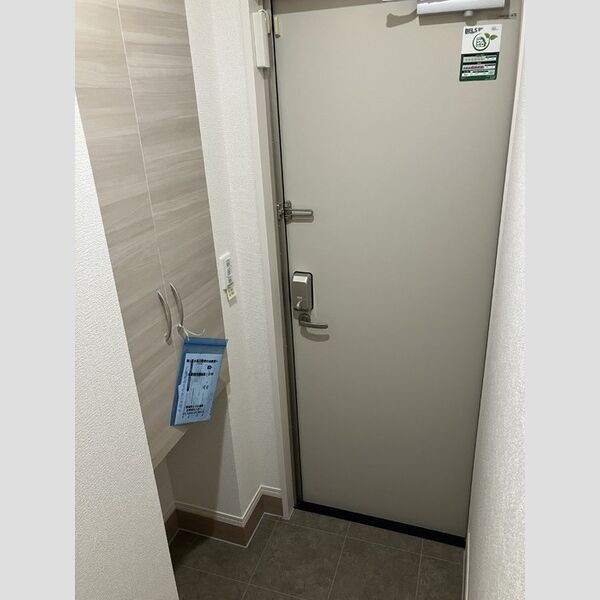 玄関 (205　玄関)