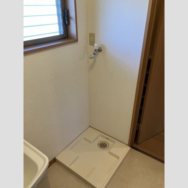 その他 (103 洗濯機置き場)