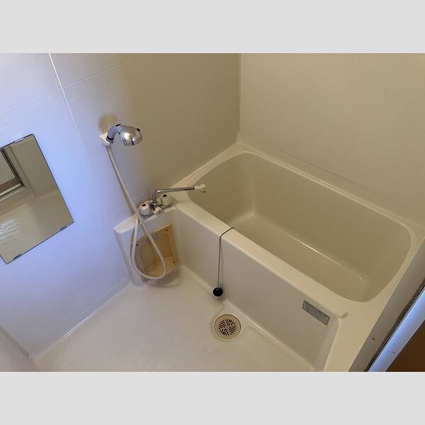 バス (103 バスルーム)