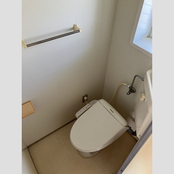 トイレ (207　温水洗浄暖房便座トイレ)