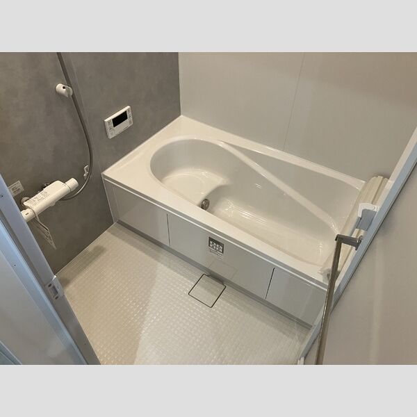 バス (101　換気乾燥機付きバスルーム)