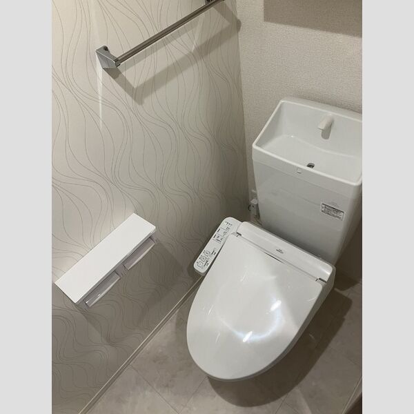 トイレ (103　温水洗浄暖房便座トイレ)