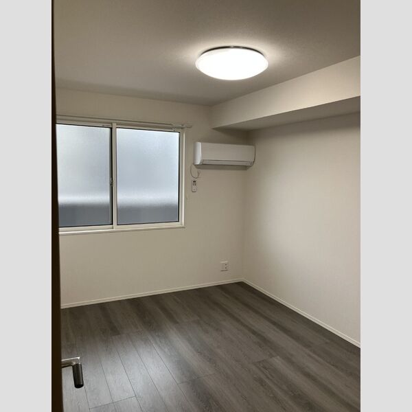 その他 (202　洋室)