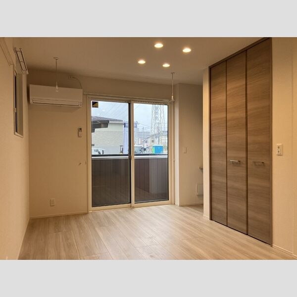 その他 (102　洋室)