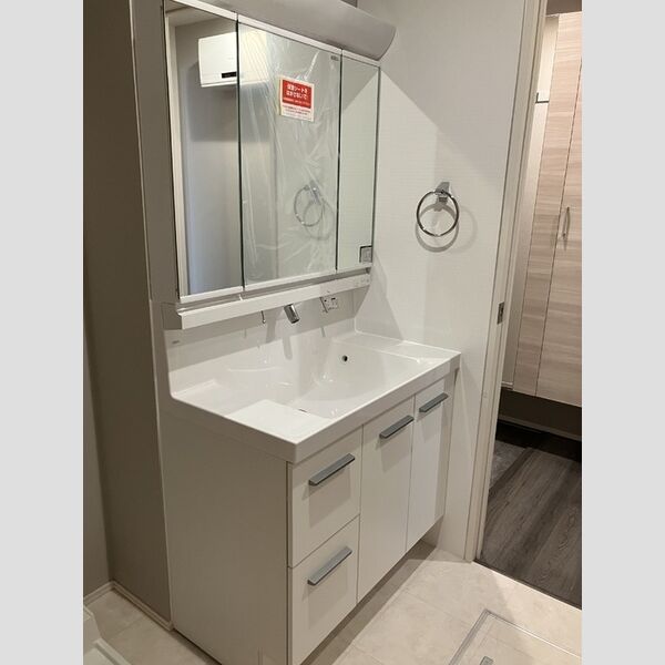 洗面所 (201　せんぱつ)