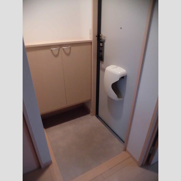 玄関 (C206　玄関)