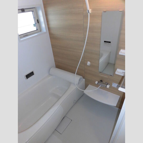 バス (103　浴室)