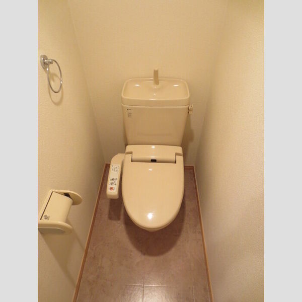 トイレ (301　温水洗浄暖房便座トイレ)