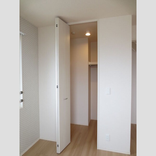 収納 (301　洋室　ウォークインクローゼット)