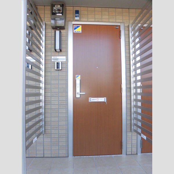 その他 (202　玄関)