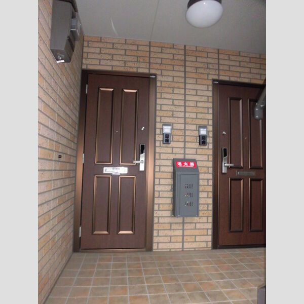 その他 (B103　玄関)