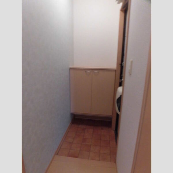 玄関 (B103　玄関)
