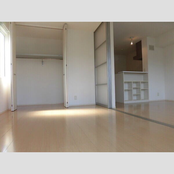 その他 (205　南側洋室)