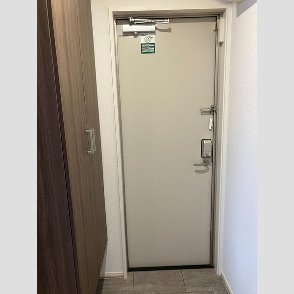 玄関 (301　玄関)