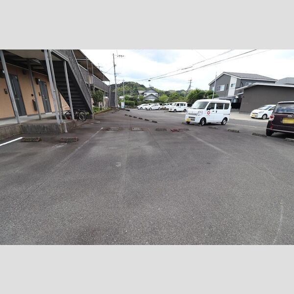 駐車場 (駐車場)