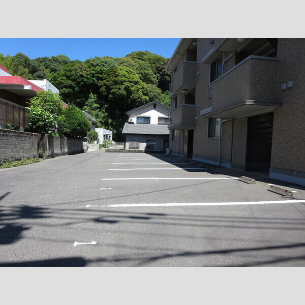 駐車場 (駐車場)