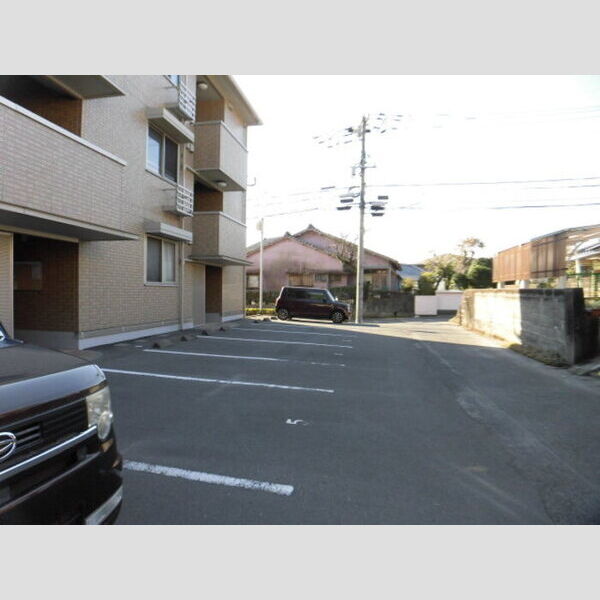 駐車場 (駐車場)