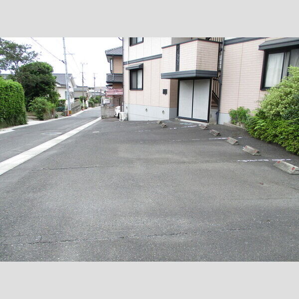 駐車場 (駐車場)