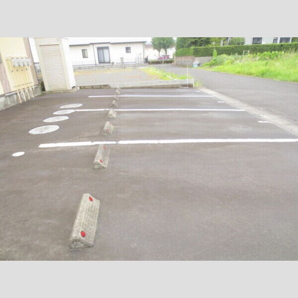 駐車場 (駐車場)