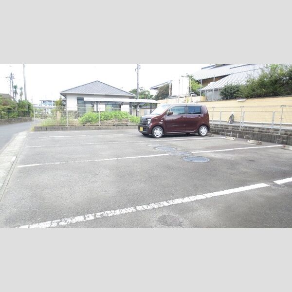 駐車場 (駐車場)
