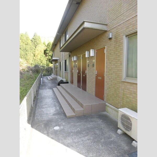 エントランス (エントランス)